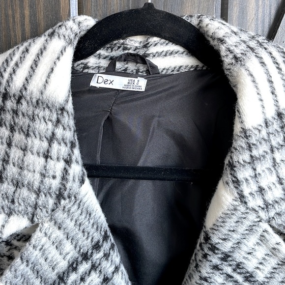 DEX coat - Sm - NWOTs - Picture 2 of 3